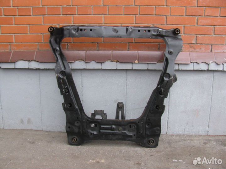 Подрамник Nissan X-Trail T31 T32 Renault Koleos