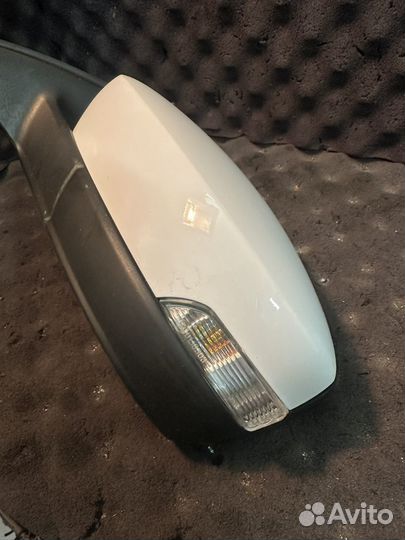 Polo 6 Rapid левое зеркало оригинал