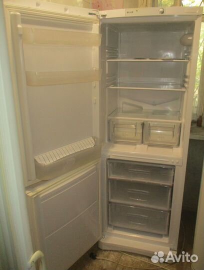 Indesit ITD25 W, 2-хкамерный, высота 1.65 м, б/у