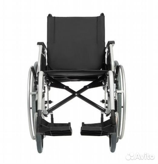 Дешевая инвалидная коляска Base 195