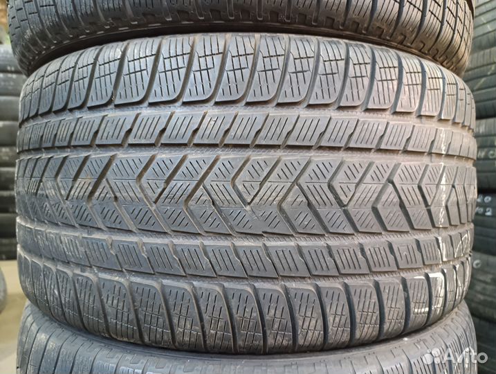 Pirelli Scorpion Winter 305/35 R21