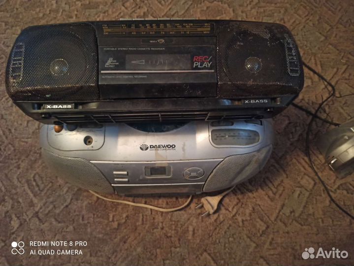 Кассетный магнитофон