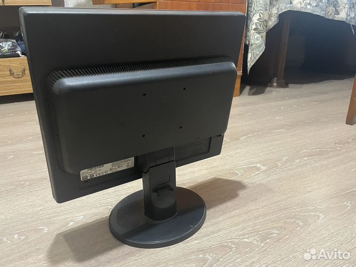 Монитор LG flatron l1742s-bf