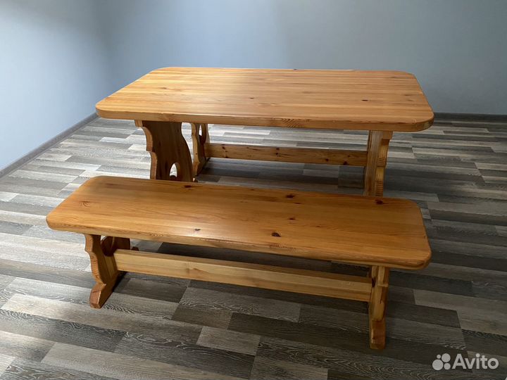 Комплект деревянной мебели