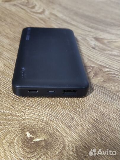 Портативный аккумулятор Deppa Turbo 10000 новый