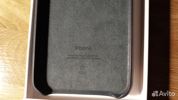 Кожаный чехол на iPhone 11 pro max