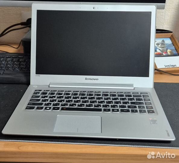 Ноутбук Lenovo u330p