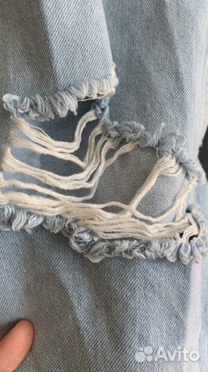 Джинсы рваные
