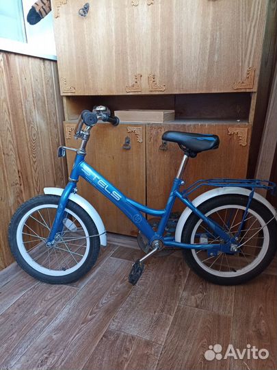 Велосипед детский 4 колесный