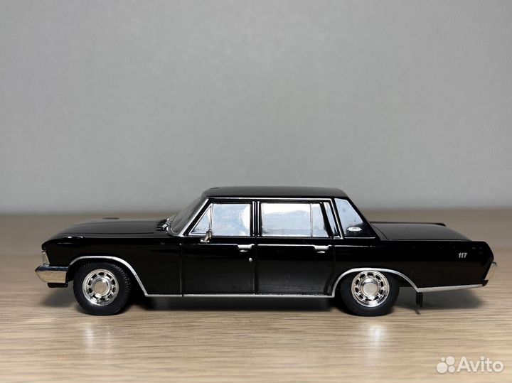 Модель ЗИЛ 117 правительственный 1:43