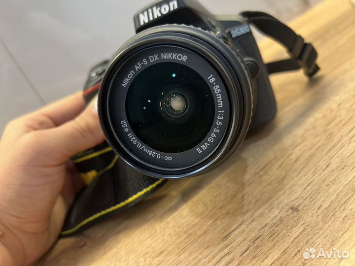 Зеркальный фотоаппарат nikon