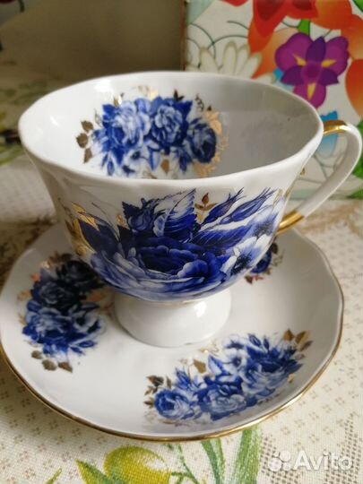 Фарфоровая чайная пара