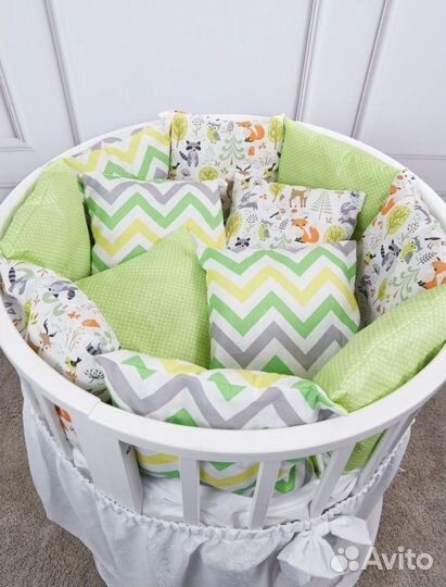 Бортики в кроватку +одеяло в подарок