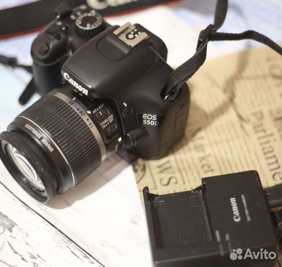 Зеркальный фотоаппарат canon 550d