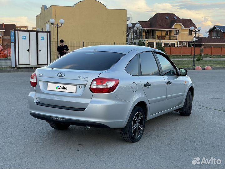 LADA Granta, 2015