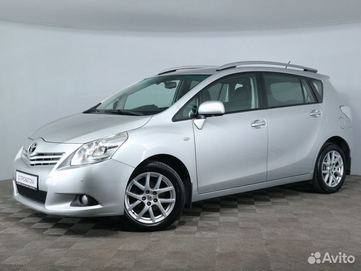 Toyota Verso, 2010
