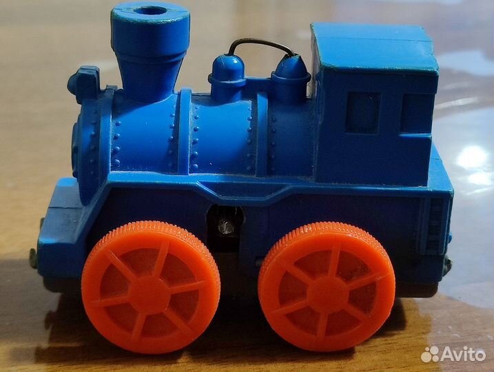 Паровозик с ключом игрушка СССР