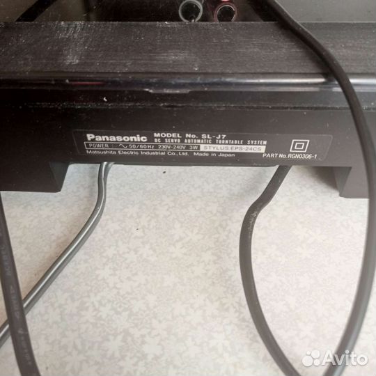 Проигрыватель Panasonic виниловых пластинок SL-J7