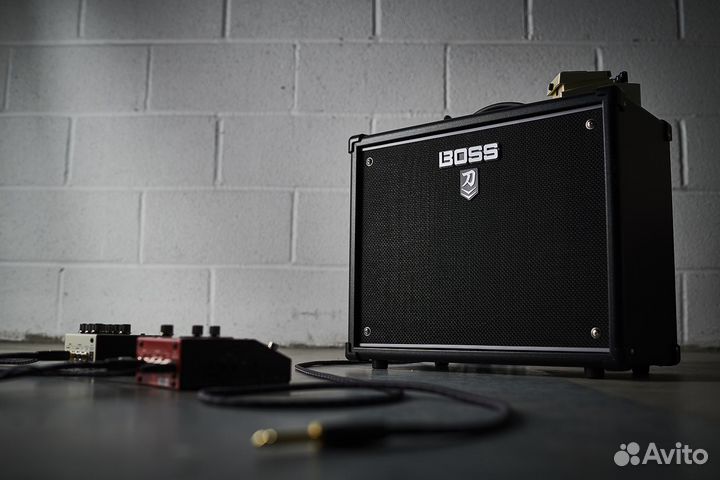 Комбоусилитель гитарный Boss Katana-50 MK2