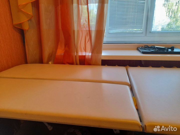 Массажная кушетка бу