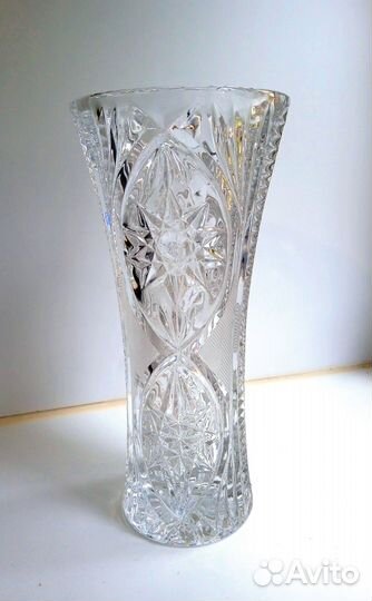 Ваза хрустальная