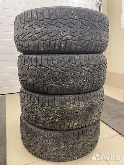 Nokian Tyres Hakkapeliitta 7 215/55 R17