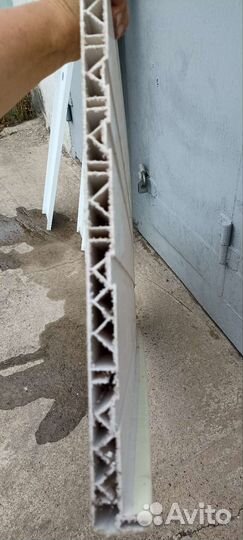 Подоконник пластиковый бу, отлив под окно