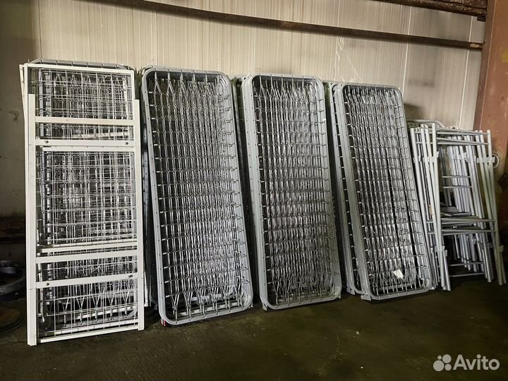 Кровать двухъярусная металлическая бу