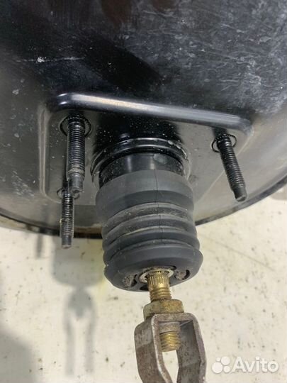 Вакуумный усилитель тормозов Nissan Almera Classic