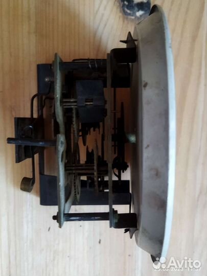 Механизм часов Маяк