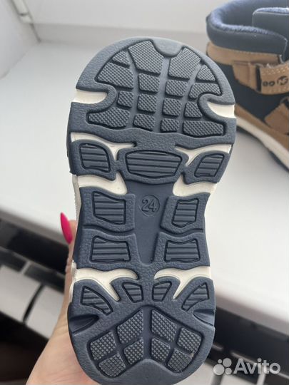 Ботинки демисезонные для мальчика 24
