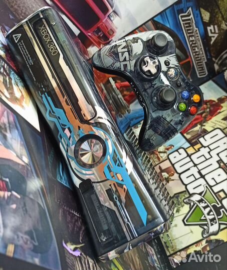 Xbox 360 Slim 500gb halo Limited Edition