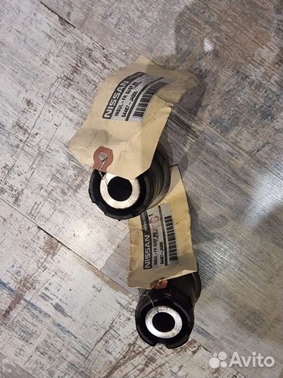 Сайлентблоки подрамника Ниссан Мурано z51