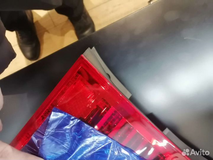 Фонарь задний правый kia sportage 924021F011