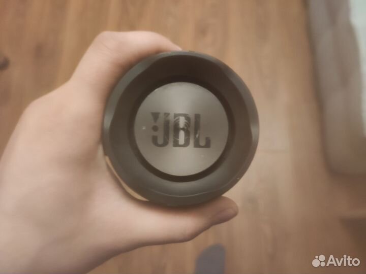 Колонка jbl charge 3