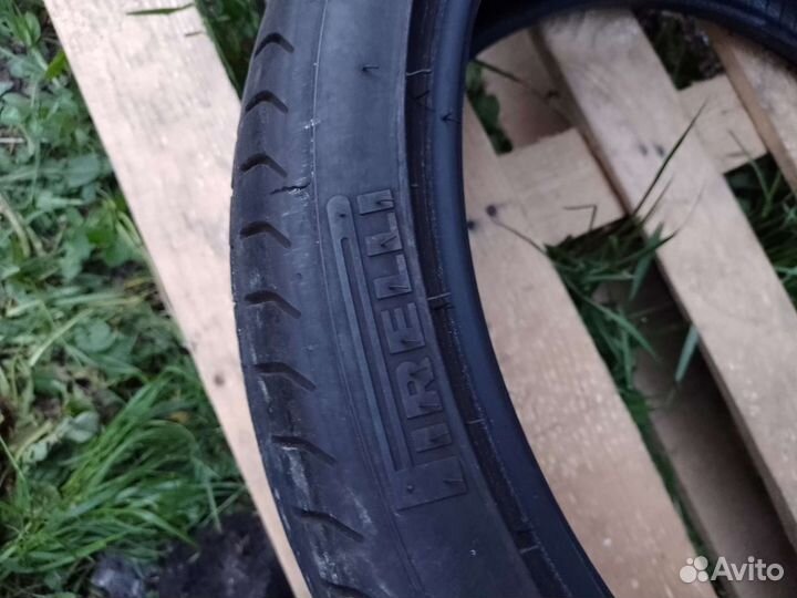 Pirelli P Zero 245/35 R20