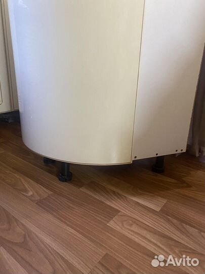 Полка угловая