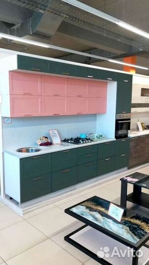 Кухонный гарнитур угловой