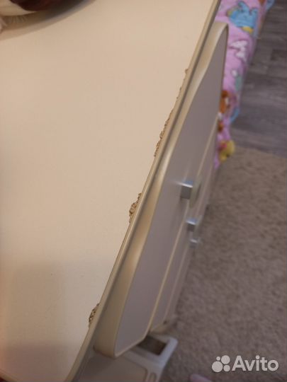 Детская кровать с маятником