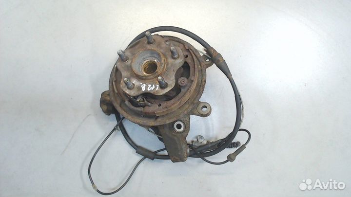 Ступица (кулак, цапфа) Nissan Murano, 2005