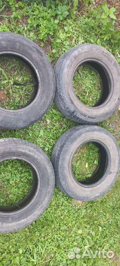 Bridgestone Blizzak Ice 225/70 R16