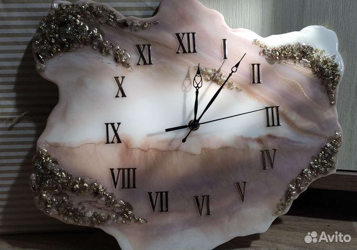 Часы из эпоксидной смолы