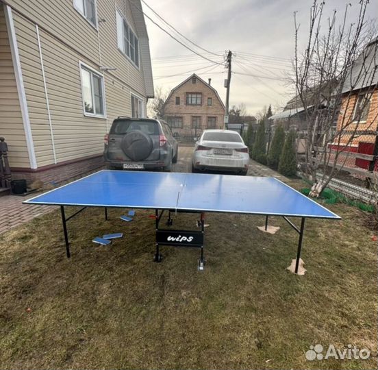 Теннисный стол