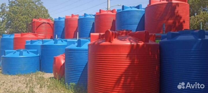 Пластиковый бак для воды 3000 литров