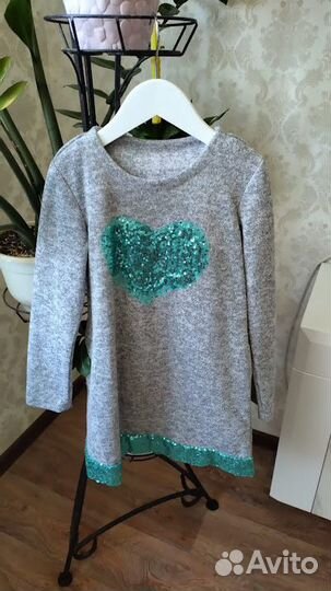 Отдам бесплатно детские вещи