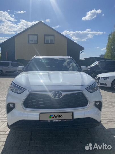 Toyota Highlander 2.5 AT, 2021, 21 000 км