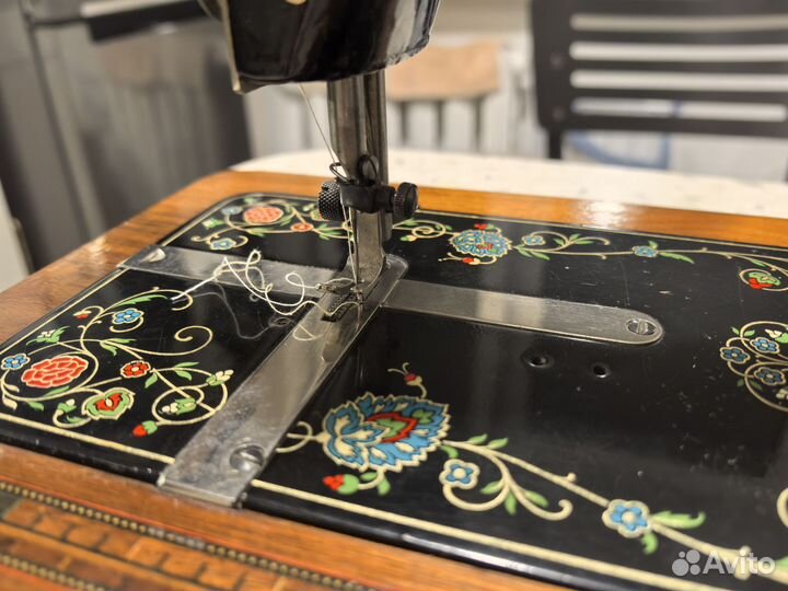 Швейная машинка vesta