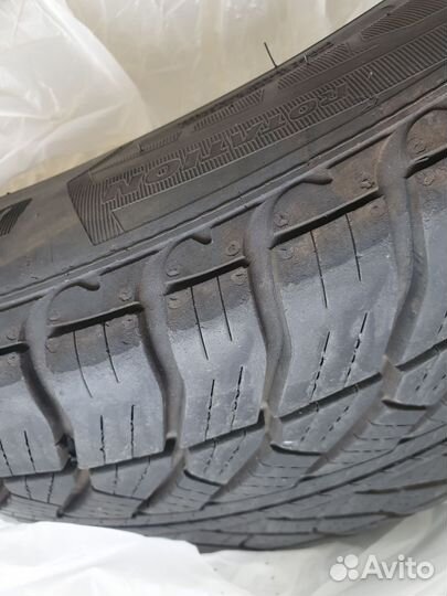 Goodyear UltraGrip 8 Performance 245/45 R18 100V