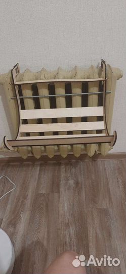 Лежанка для кошек на батарею