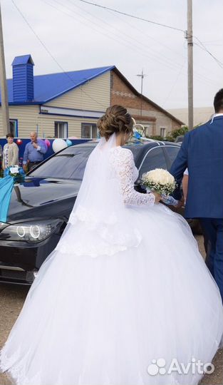 Свадебные платья